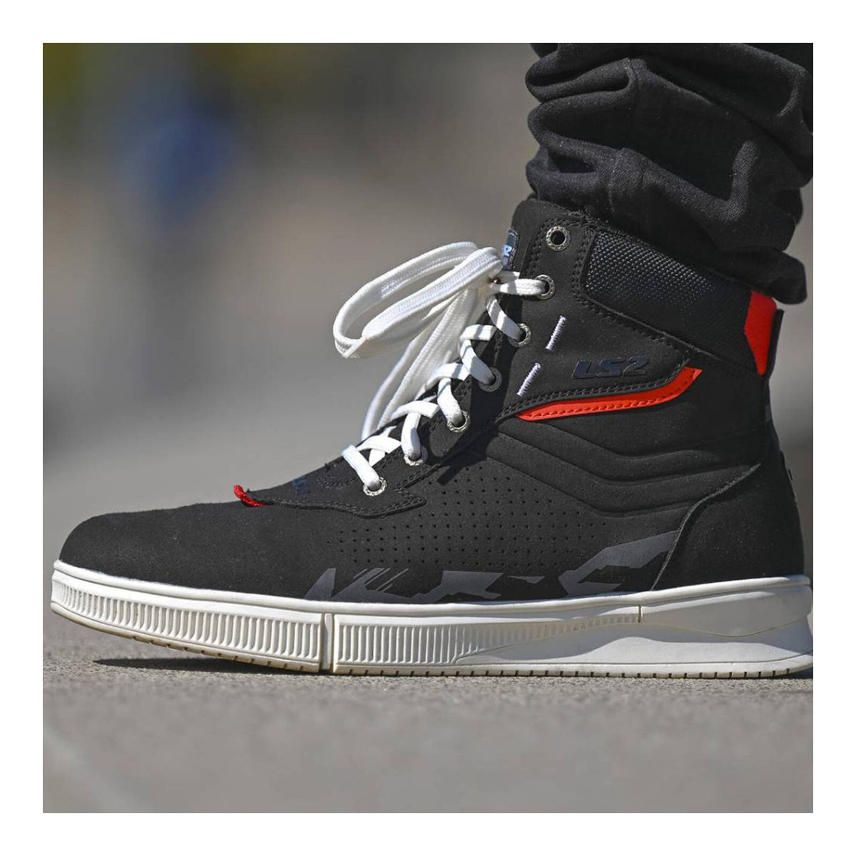 LS2 Chrome Boot - Black