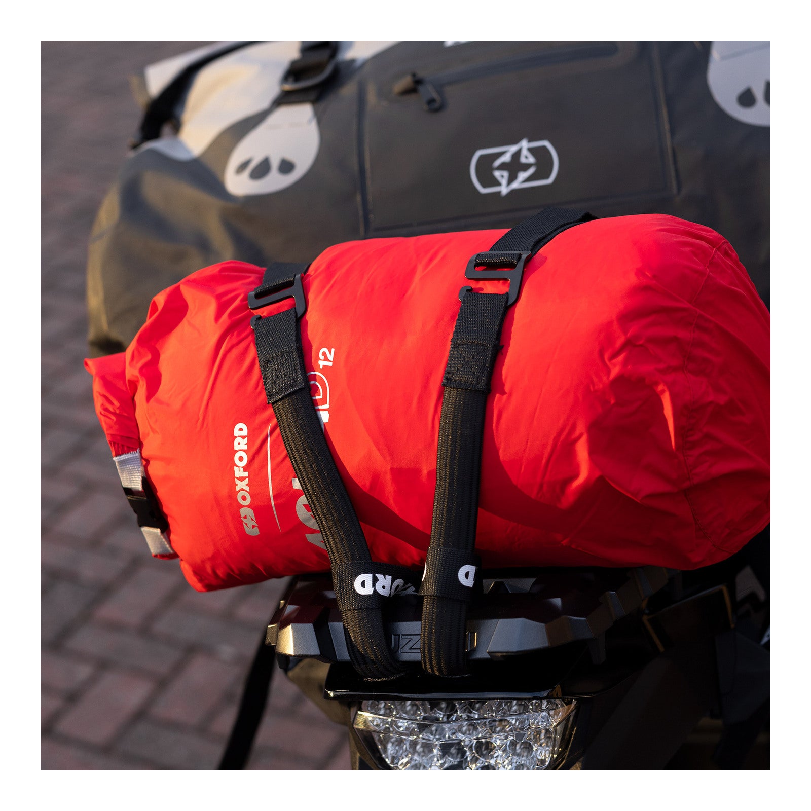 Oxford Atlas G-Hook 26mm X 1.2m Black (Pair)