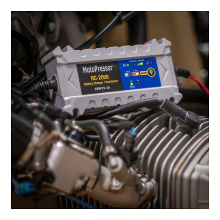 MotoPressor RC-2000 Battery Charger and Maintainer - 2000mA